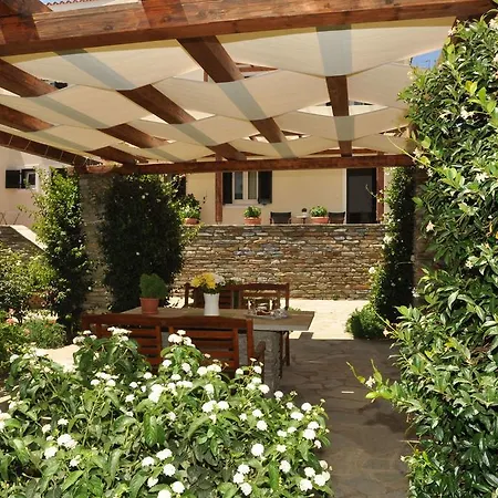 Handakas Lägenhet *