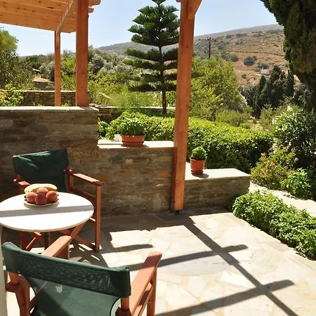 Handakas Studios * Ándros