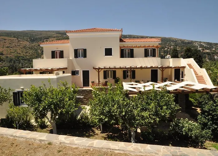 Handakas * Andros Town