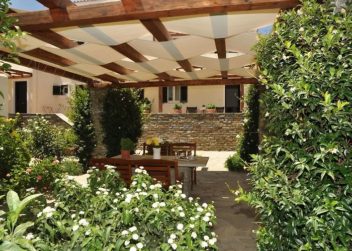 Handakas Apartment *