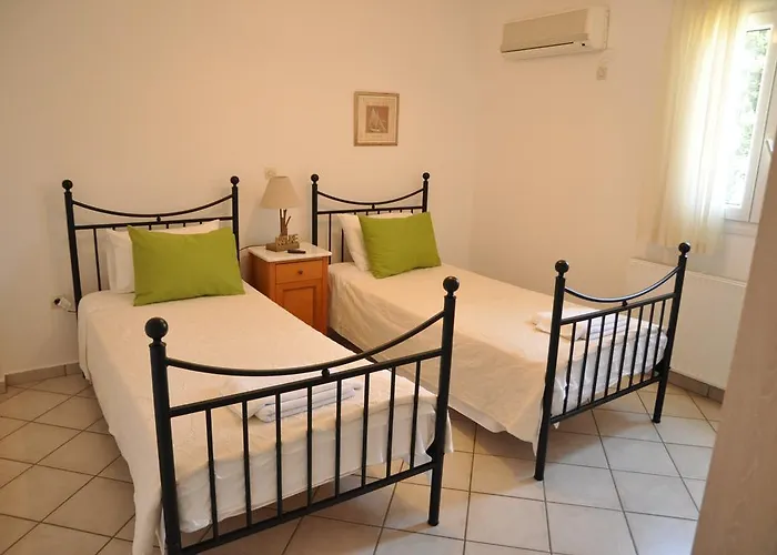 Handakas Apartment *